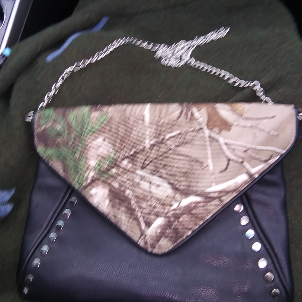 RealTree - Picture 3 of 3